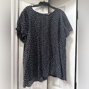 Polka dot flutter-sleeve top